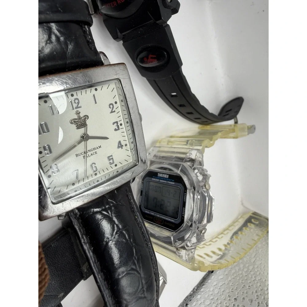 Mixed Brands Mens Watches Lot Of 17 For Parts Or Repair